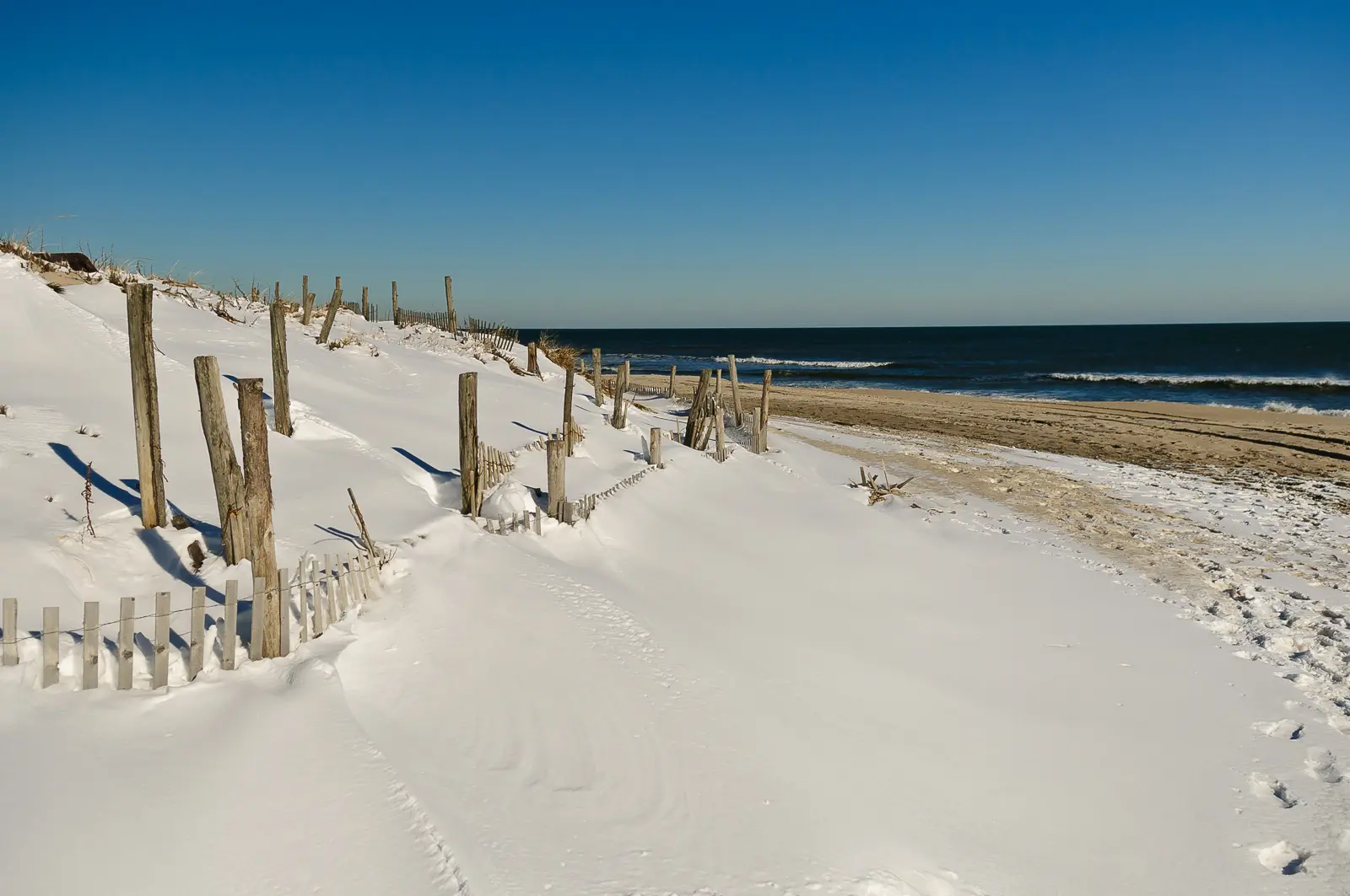 Long Beach Island photo of snow on the beach