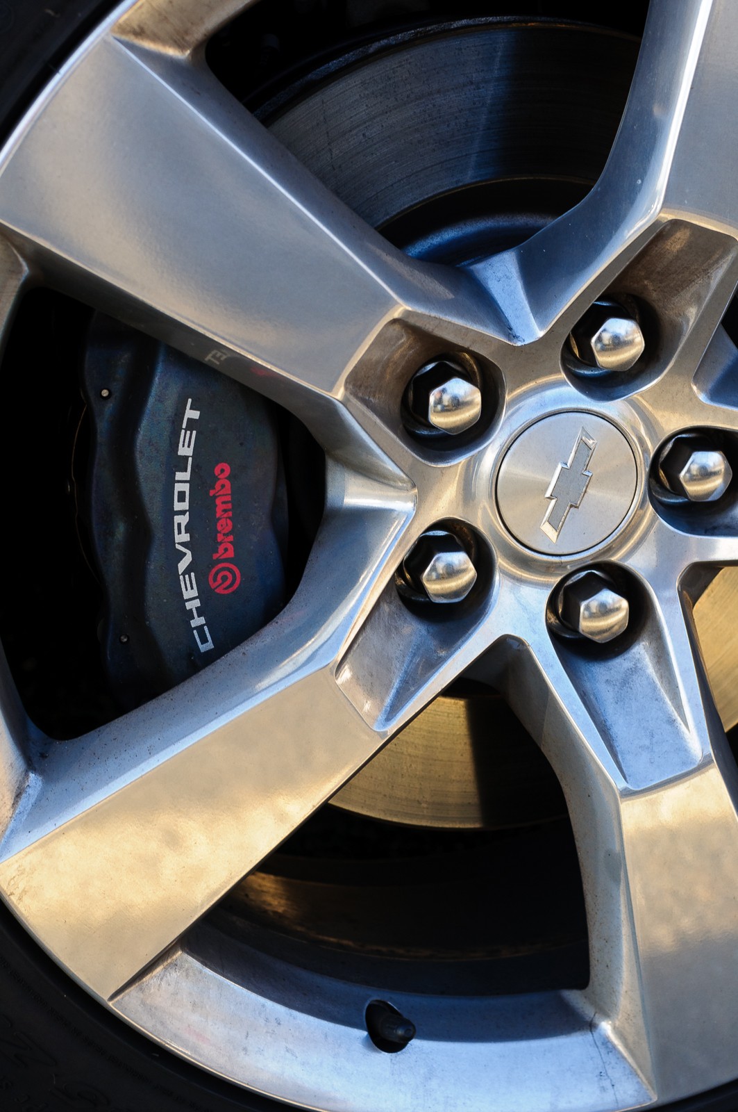 Camaro-Chevy-wheel-6342