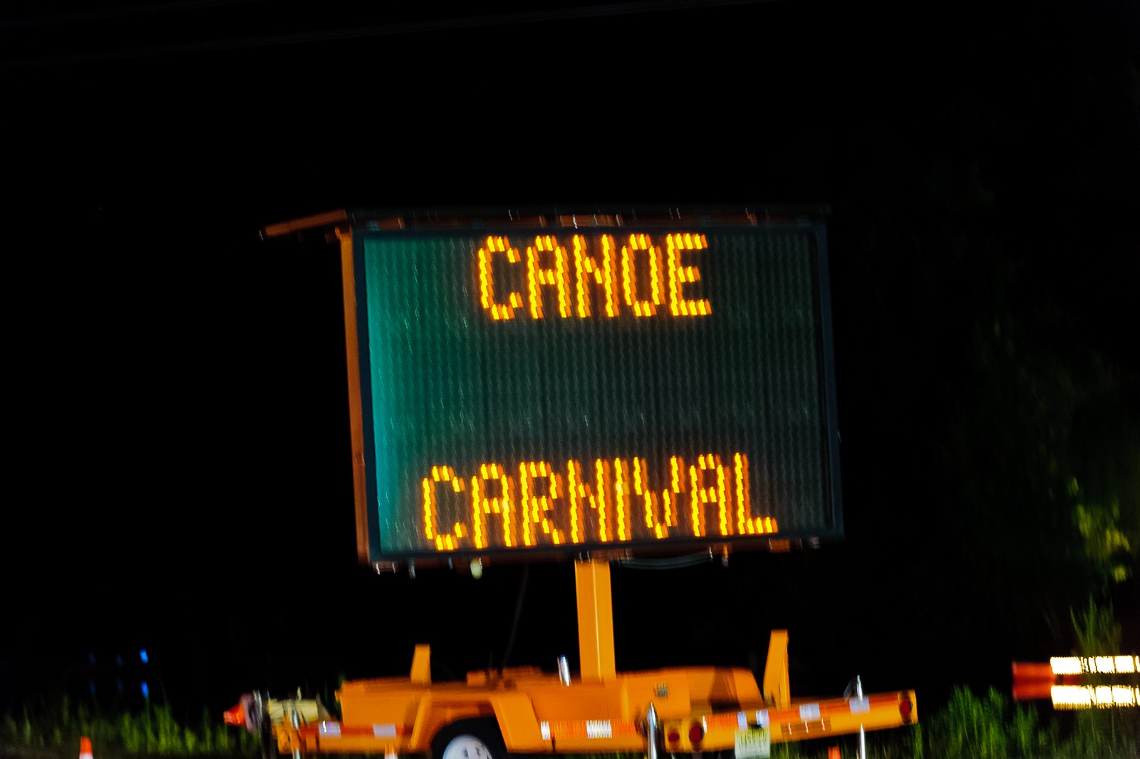 canoe-carnival-2010-0302